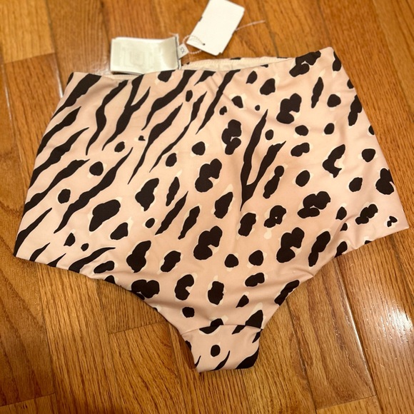 Valentino pink animal print bikini bottom sz XS - Picture 3 of 6